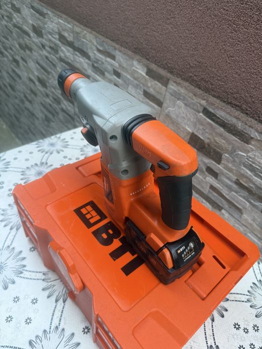 акумулаторен безчетков перфоратор на BTI