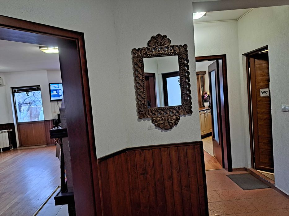 вила"Добре дошли" -4 спални под наем-за рожден ден,юбилей,почивка и др