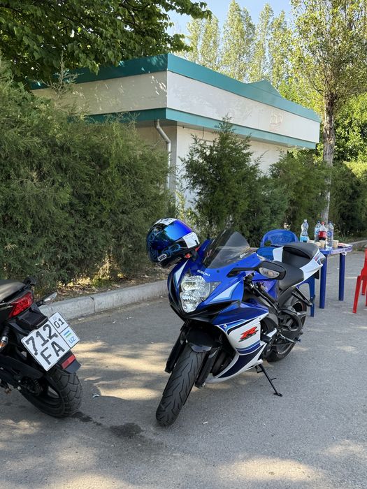 Продается мотоцикл Suzuki gsxr 600