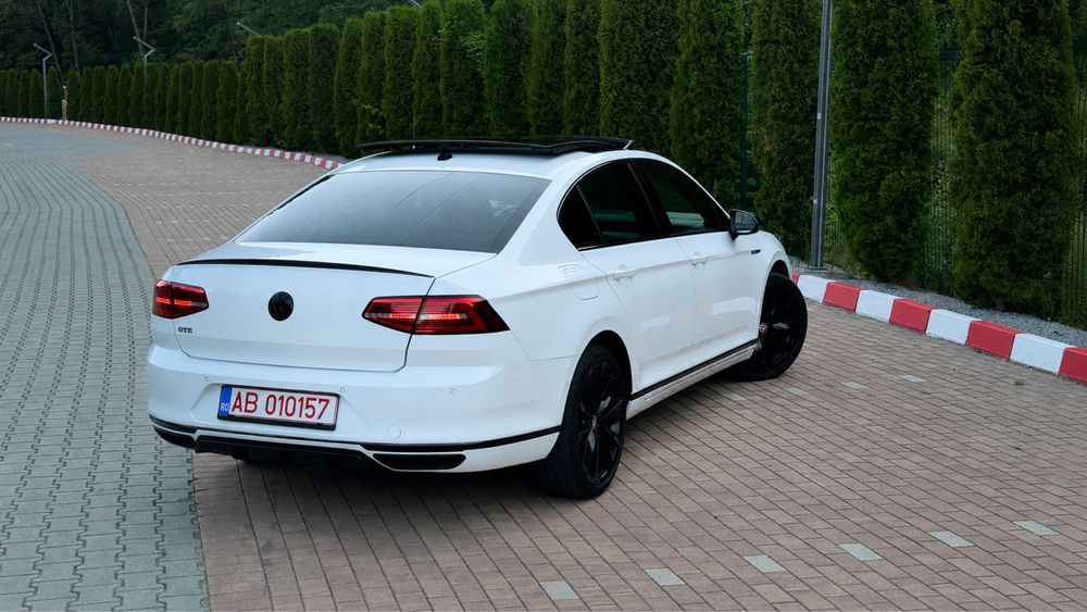 Volkswagen Passat//B8//GTE//AN 2016//PANORAMIC