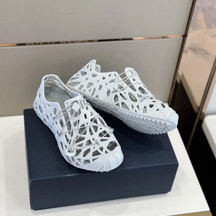CD B22 White/Gray
