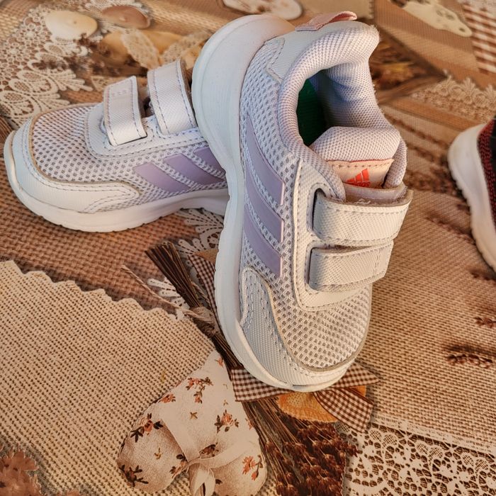 Adidasi adidas nr 20