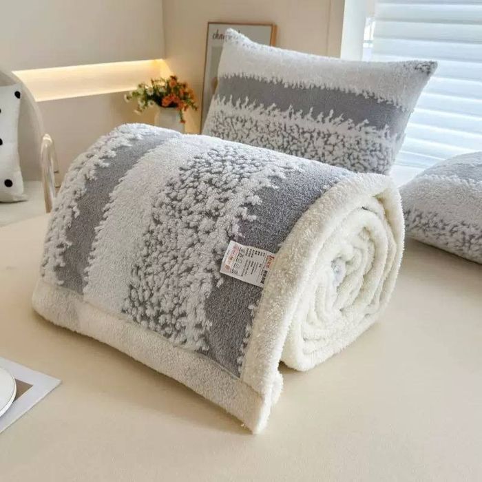 Зимний барашка начёс плед 2 спалка в подарочной коробке