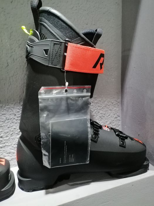 Clapari schiuri ski Fischer Rc4 The Curv 120 Nou! Marime 28.5