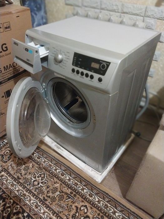 Продаётся  стиральная машинка ZANUSSIв хорошем состоянии