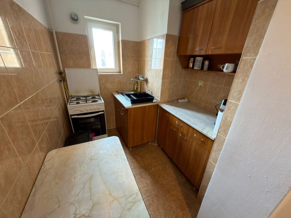 Închiriere  apartament 2 camere Piața Hermes