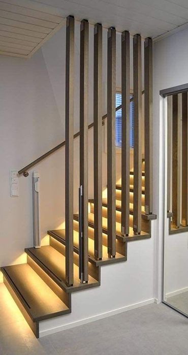 Scara interior exterior lemn, metal și sticlă; design de arhitect