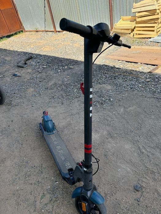 Электросамокат TRIBE