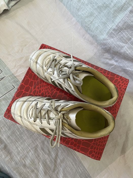 Бутсы футбольные