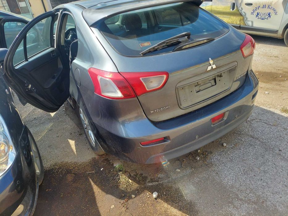 Mitsubishi Lancer 1.5i GPL   Автомат на части
