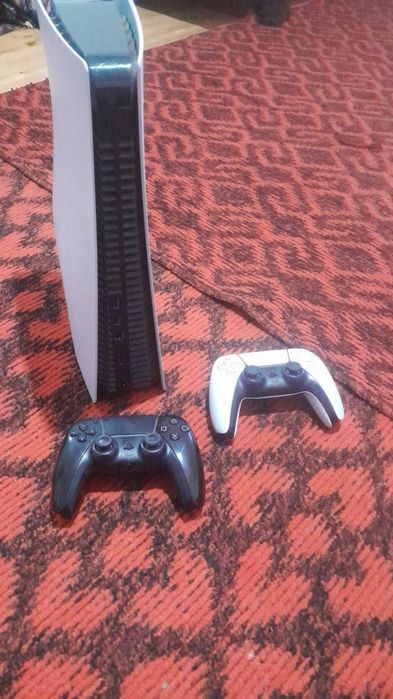 Play station 5 yangidek 1 oy