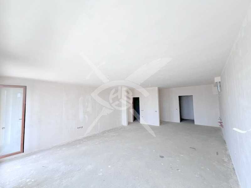 Тристаен апартамент в Аехлой 55143