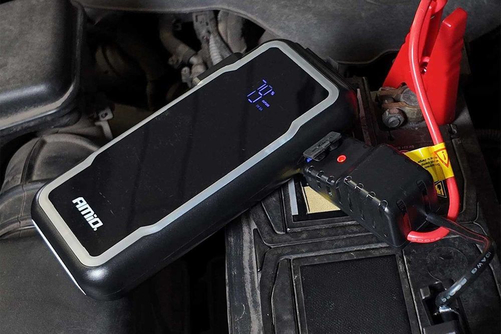 Преносимо стартово устройство AMiO 1600A 3в1 - Jump Starter, LED, външна батерия, капацитет 12Ah, 12V