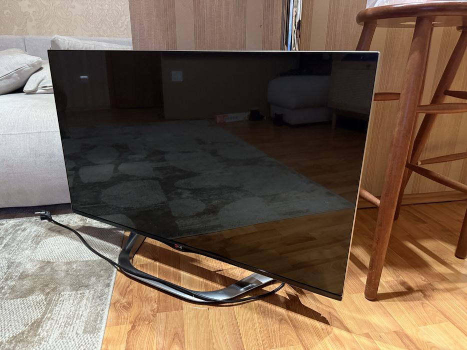Телевизор LG 42LA860V- ZA