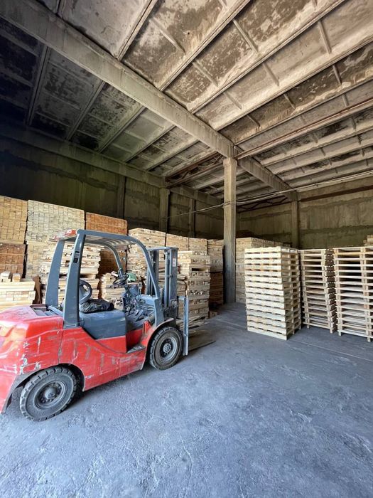 Продаётся 3 000 м² производственная база.