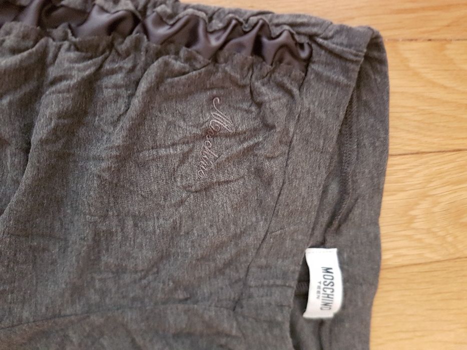 Детски дизайнерски клинове Moschino за 12 г.момиче.Оригинални!