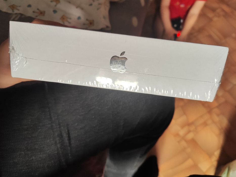 Отдам наушники новые