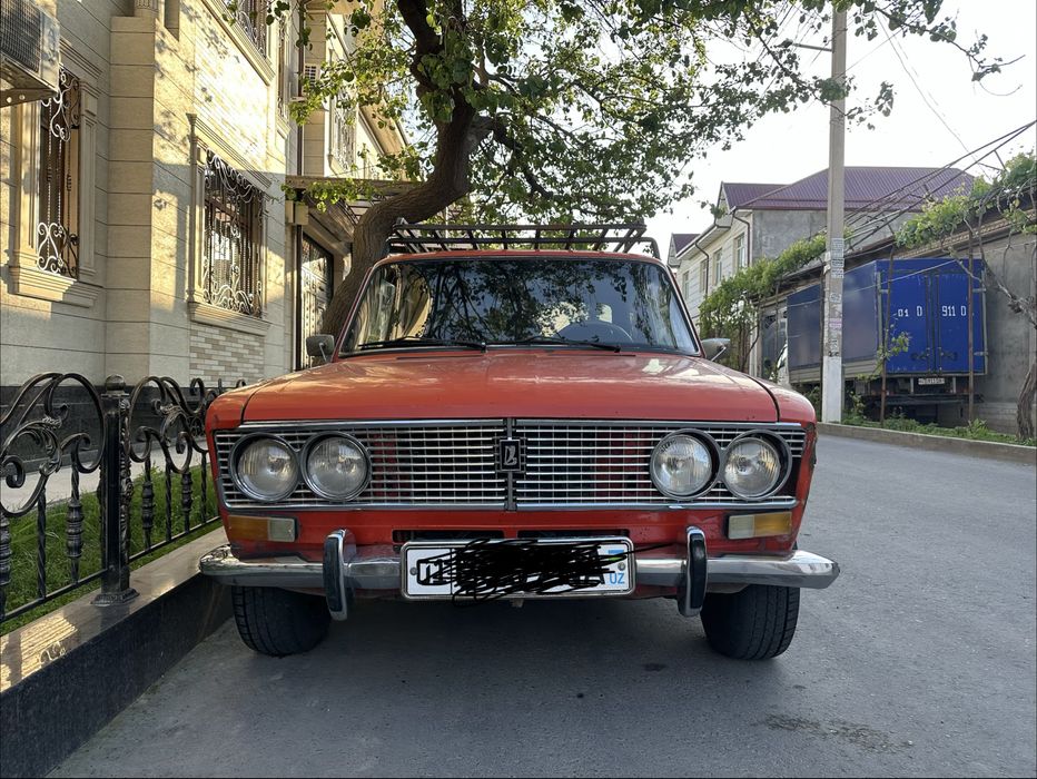 Jiguli 2103 sotiladi