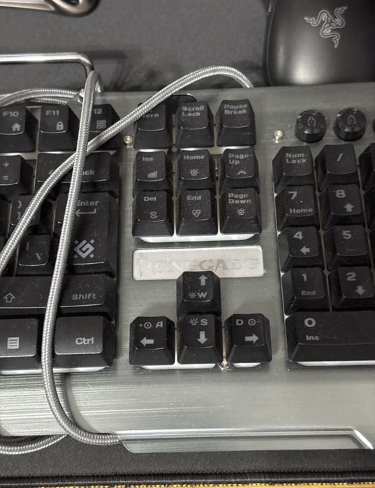 Klaviatura Defender Renegade RGB