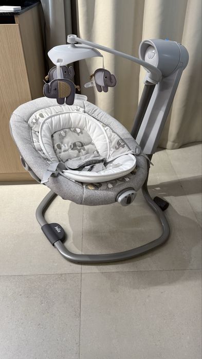 Электронный шезлонг Joie.