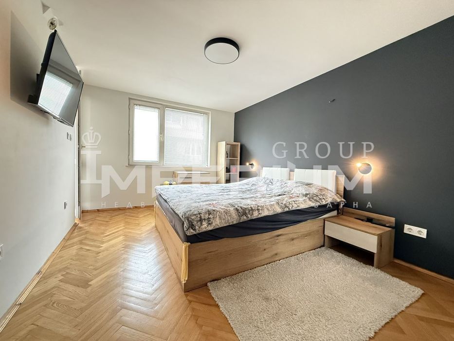 Продава се Четиристаен апартамент в Варна, Колхозен пазар - 119 кв.м за 922 €/кв.м - Снимка #7