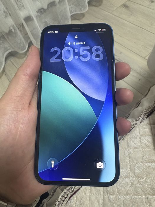 Продам айфон 12 128 гб