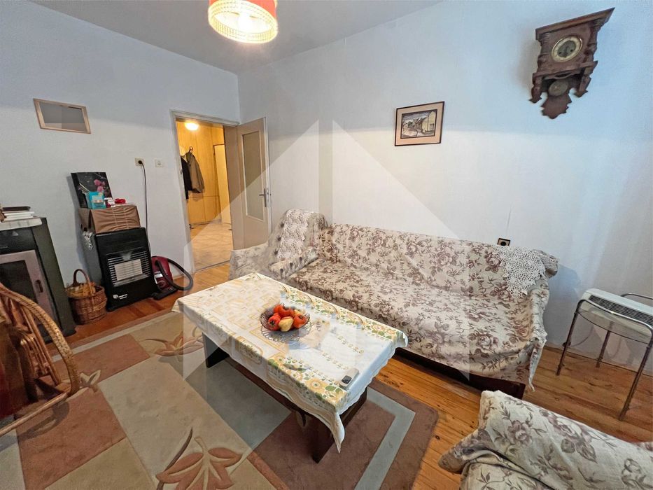 Продава се Четиристаен апартамент в Нови пазар - 113 кв.м за 722 €/кв.м - Снимка #3