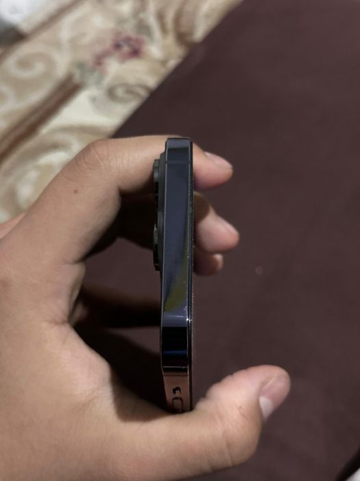 14 про макс 256 ёмкость 85%