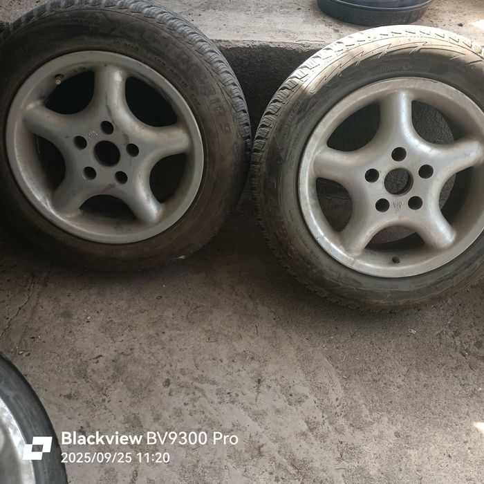 4 броя джанти с гуми за Мазда