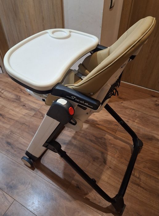 Стол за хранене Peg Perego