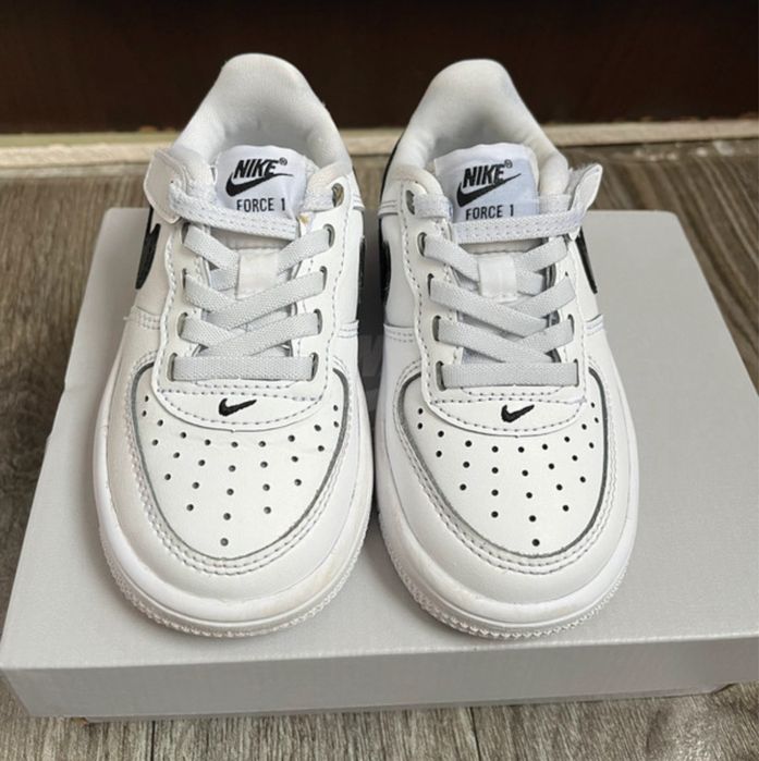 Adidasi unisex Nike Air Force 1 nr 25