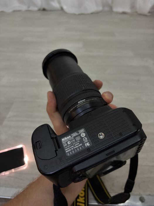 Nikon D90  / 18-135