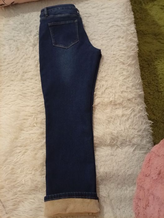 Blugi noi pentru femei , căptușiti , de iarna-toamna.