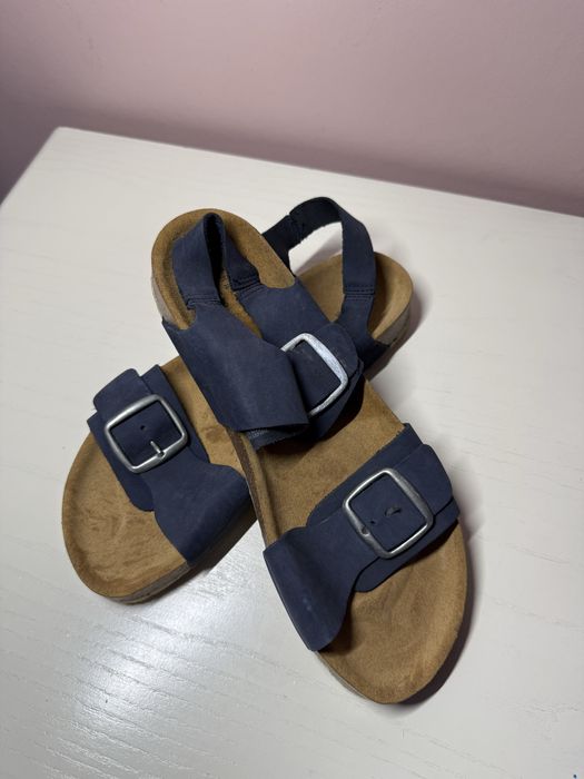 Сандали бренд Zara