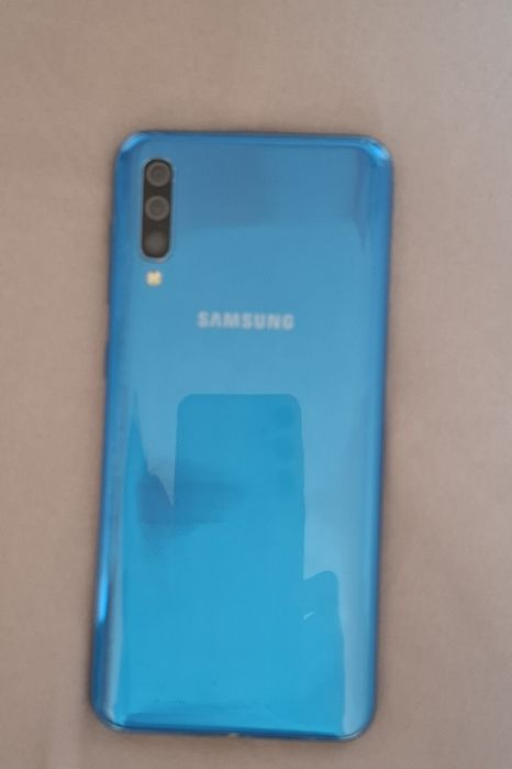 Смартфон Samsung Galaxy A50