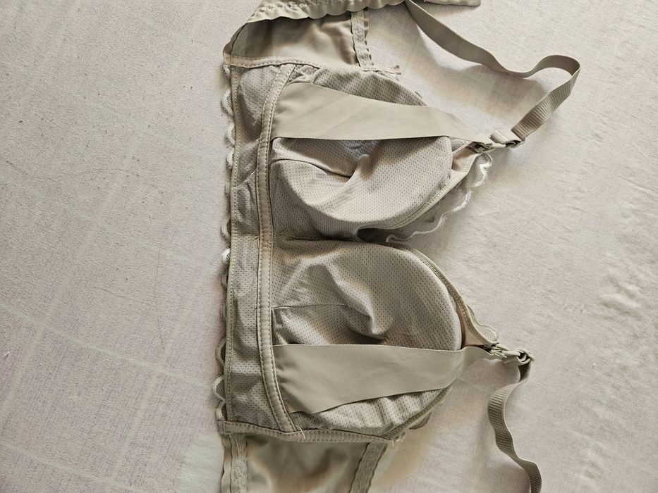 Ichki kiyim ayollarniki