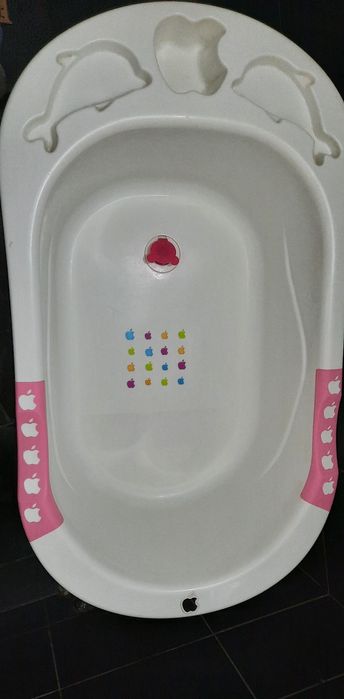 Ванночка детская со сливом воды