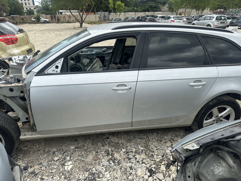 Врата/Врати леви за Ауди А4 В8 комби!