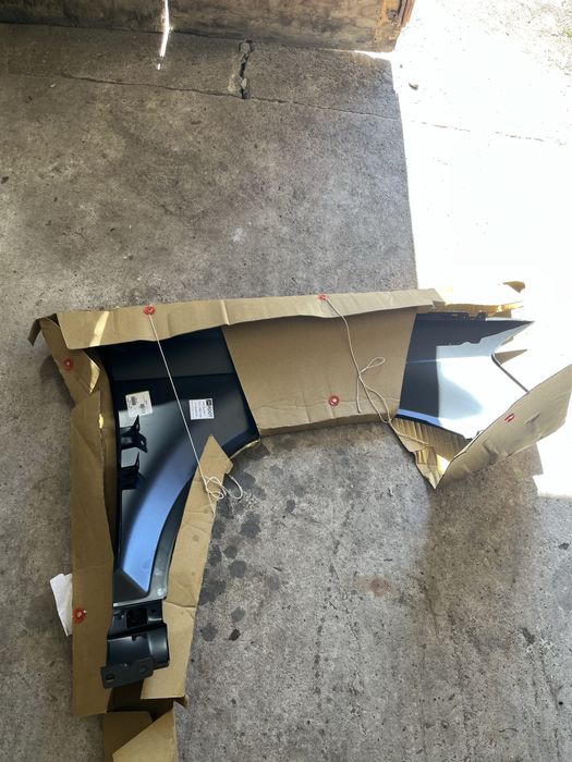 Audi A3 8P ляв калник ЧИСТО НОВ