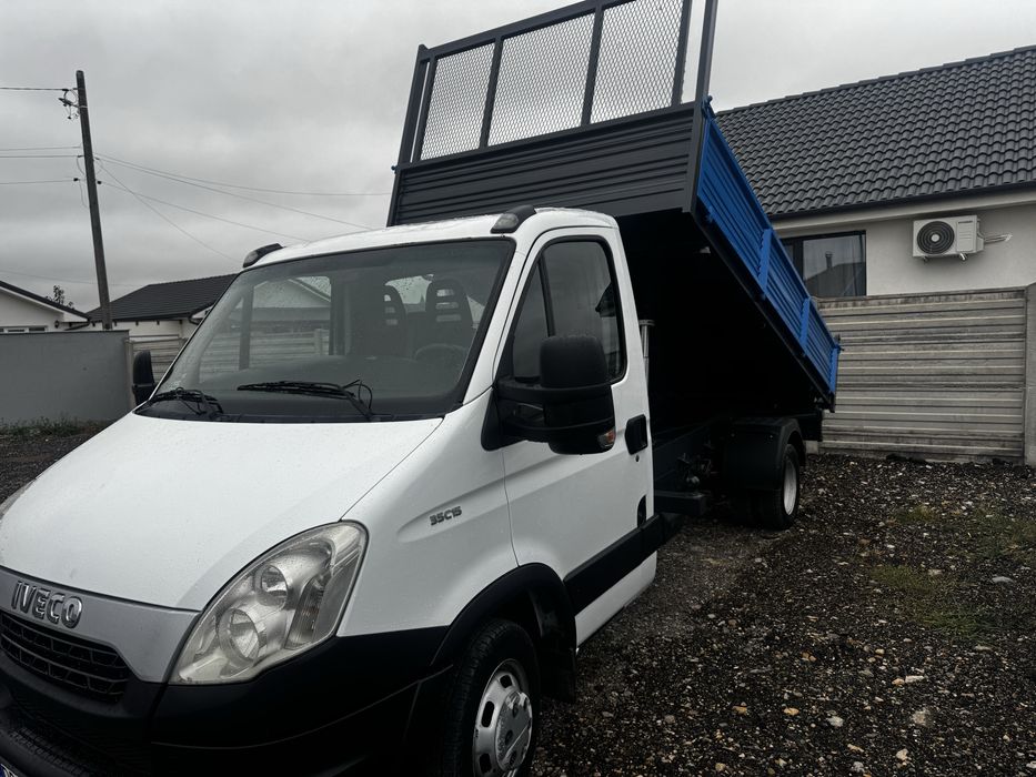 Iveco basculabil pe 3 parti