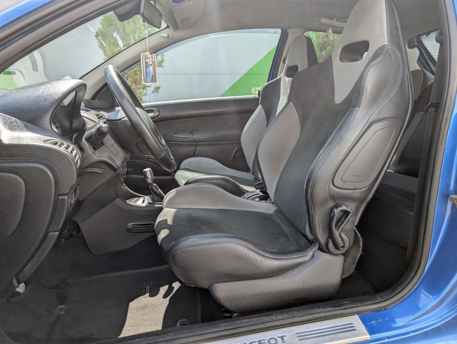 Продавам Peugeot 206 GTI 180/RC
