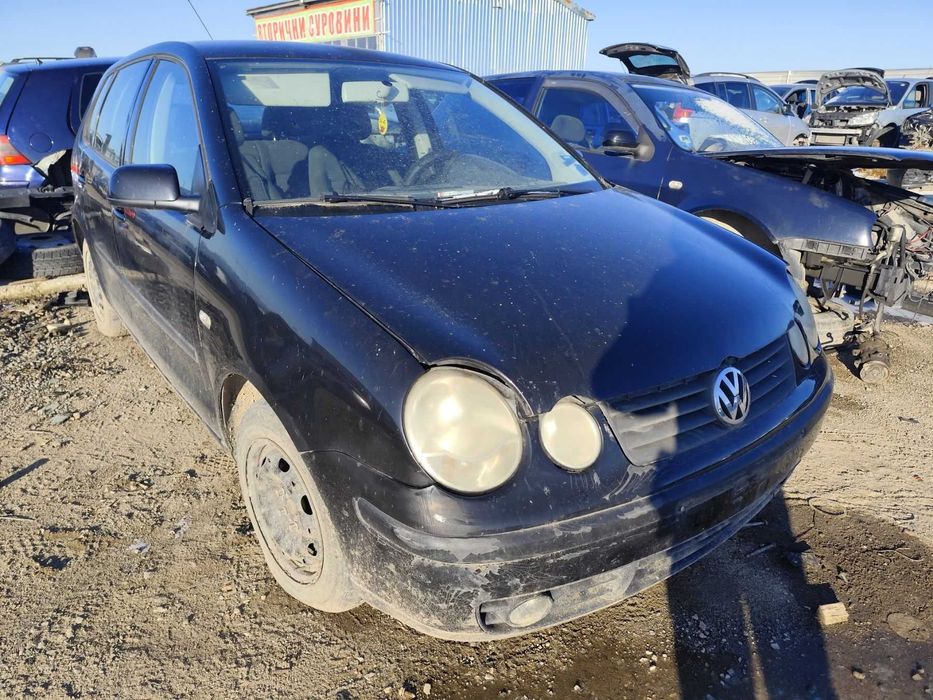 VW Polo 1.2 - 64к.с  - 2002г. на части