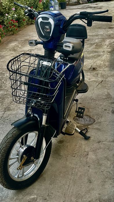 Скутер сотилади холати янги хайдалмаган