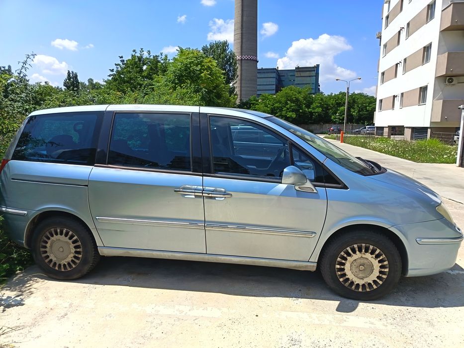 Lancia phedra 2005