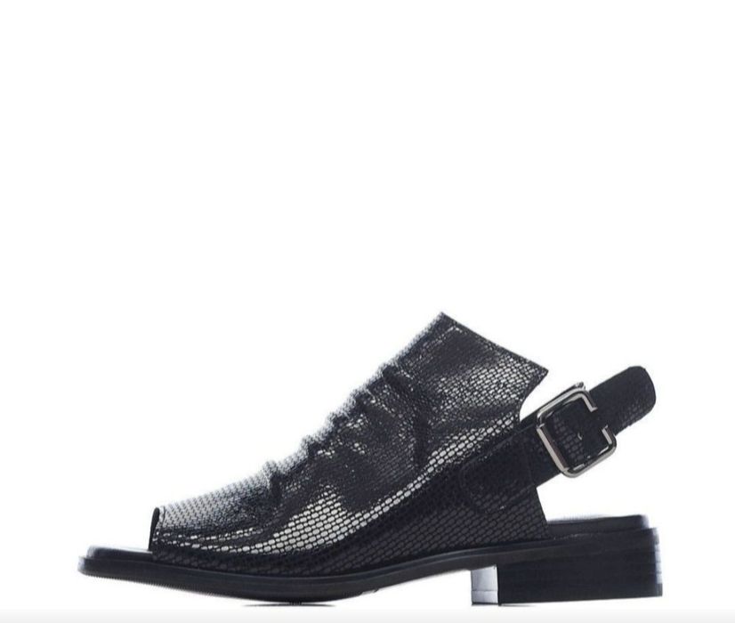 Молодежные кожаные тяги