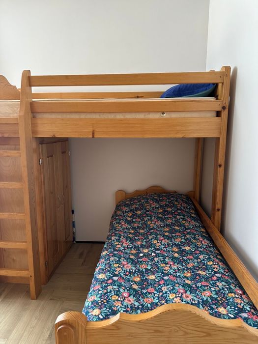 Кровать двухъярусная детская