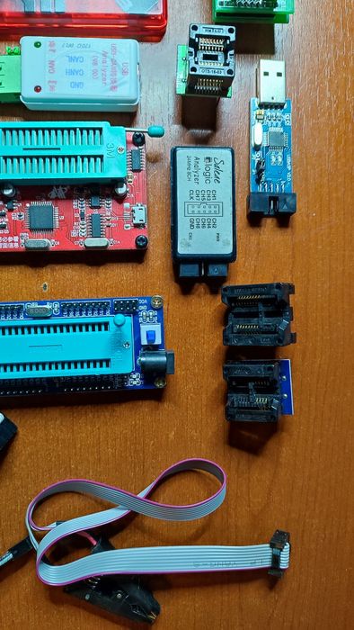 programatoare memorii Pic Atmel CANbus etc