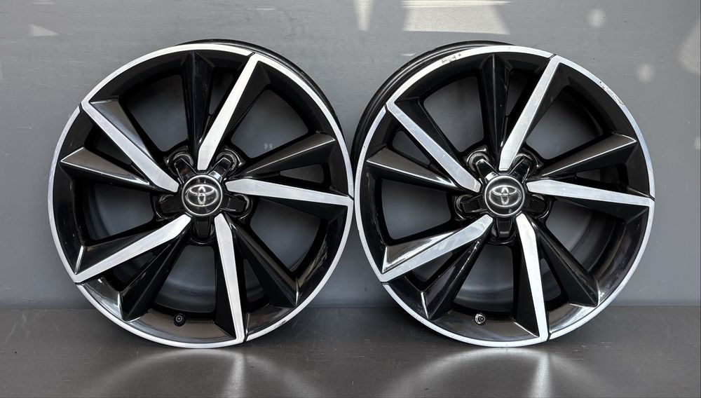 Оригинални джанти TOYOTA AURIS 5x114,3 17цола.