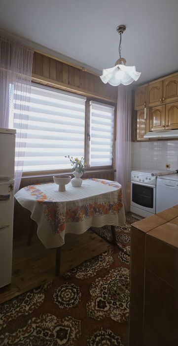 Тристаен, панелен апартамент в кв. Пролет, Горна Оряховица