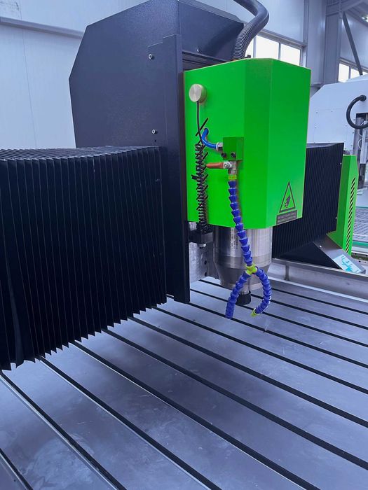 CNC Рутер за гравиране на камък Vietto ТS 1212 – STONE